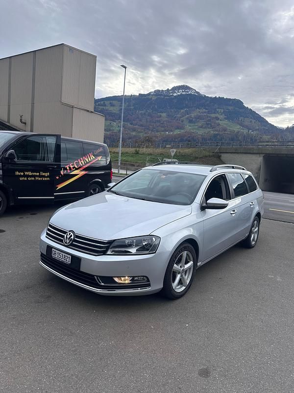 Gebraucht VW Passat Comfortline 170 PS (125 kW) 2012 Kombi