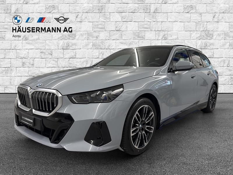 Grau Gebraucht 2024 BMW 520 M Sport Kombi | CHF 57’800 - Bild 1/4