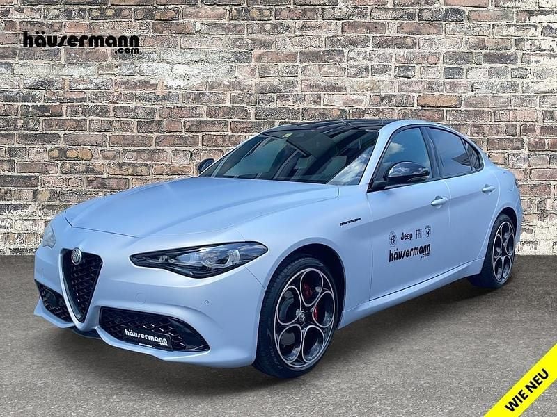 Grau Gebraucht 2023 Alfa Romeo Giulia Competizione Limousine | CHF 59’900 - Bild 1/4
