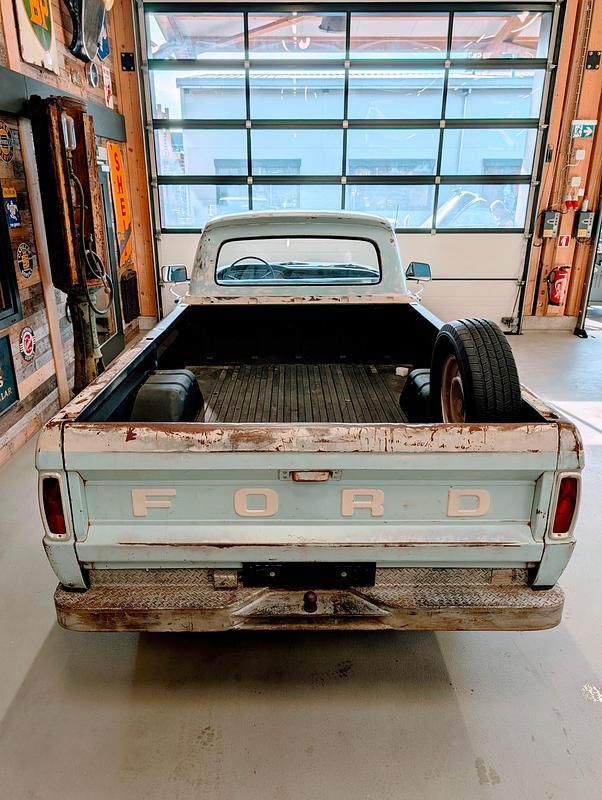 Gebraucht Ford F100 208 PS (152 kW) 1965 Abholung