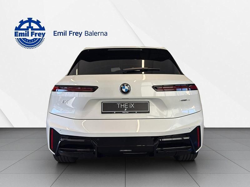 Neu BMW iX M Sport 300 kW (408 PS) 2026 SUV