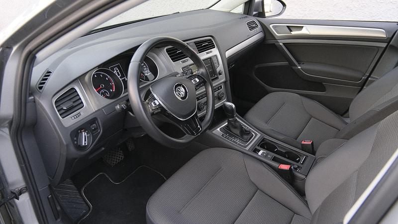 Gebraucht VW Golf VII Comfortline 150 PS (110 kW) 2016 Limousine