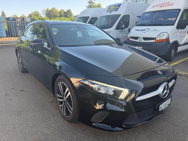 Gebraucht Mercedes A200 Style 150 PS (110 kW) 2020