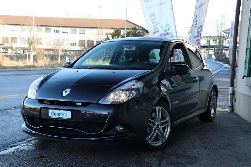 Gebraucht Renault Clio R.S. R.S. 200 PS (147 kW) 2013 Kleinwagen