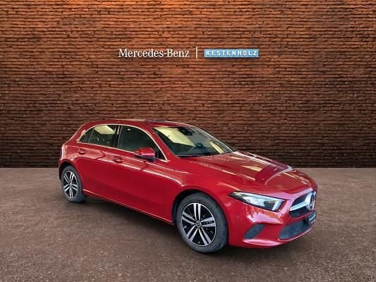 Gebraucht Mercedes A250 Progressive 218 PS (160 kW) 2021 Rot Limousine