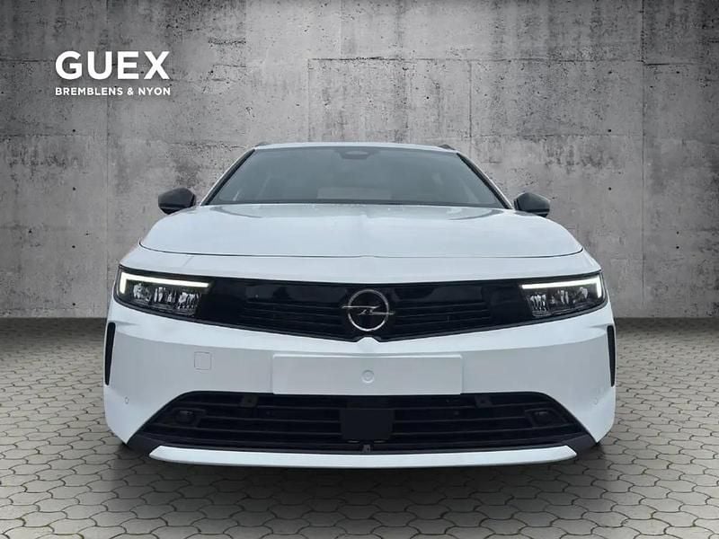 Neu Opel Astra Edition 130 PS (95 kW) 2026 Weiss Kombi