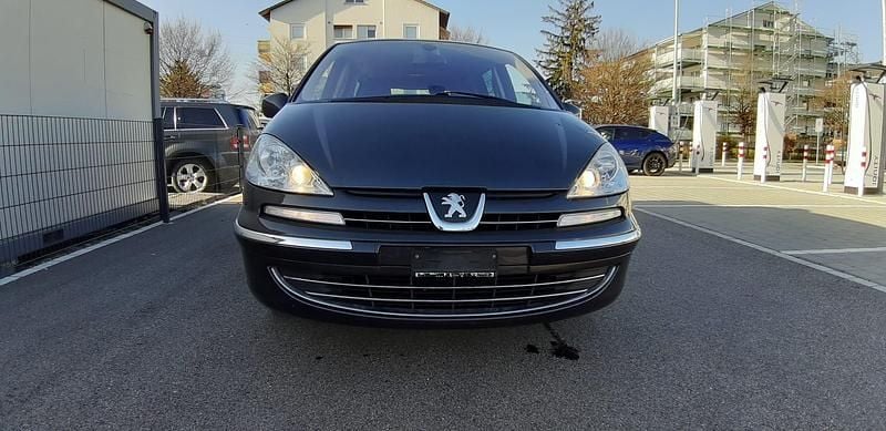 Gebraucht Peugeot 807 Allure 163 PS (119 kW) 2013