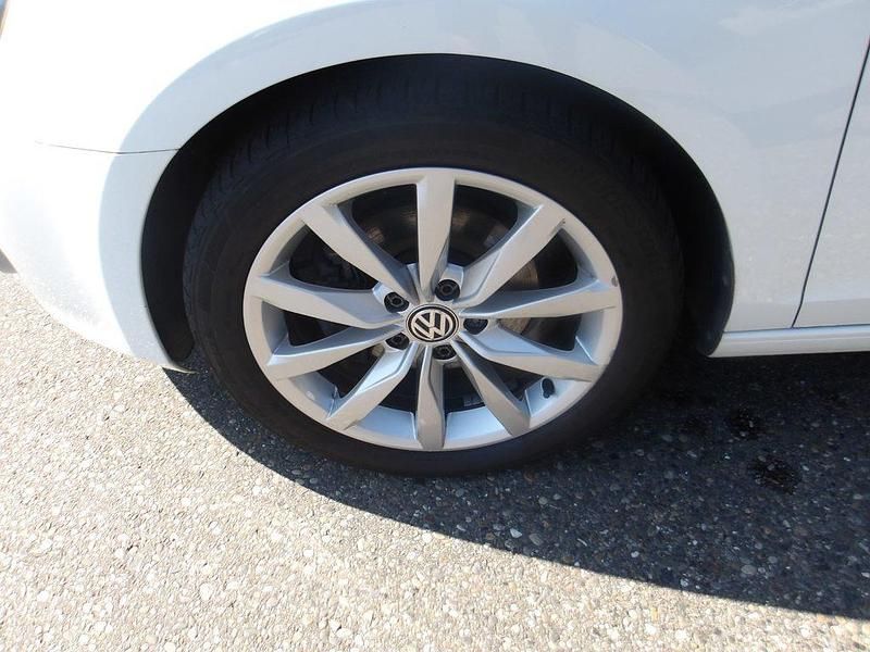 Gebraucht VW Golf Cabriolet Design 105 PS (77 kW) 2013 Cabrio