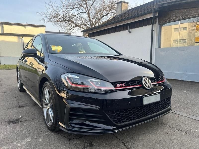 Gebraucht VW Golf VII GTI 245 PS (180 kW) 2019