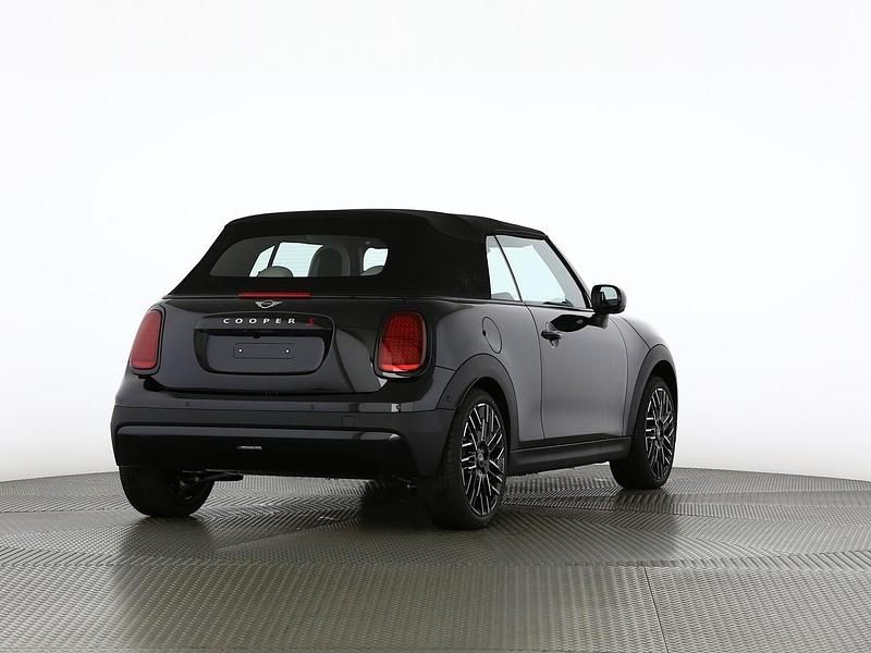 Neu Mini Cooper S Cabriolet 204 PS (150 kW) 2025 Schwarz Cabrio