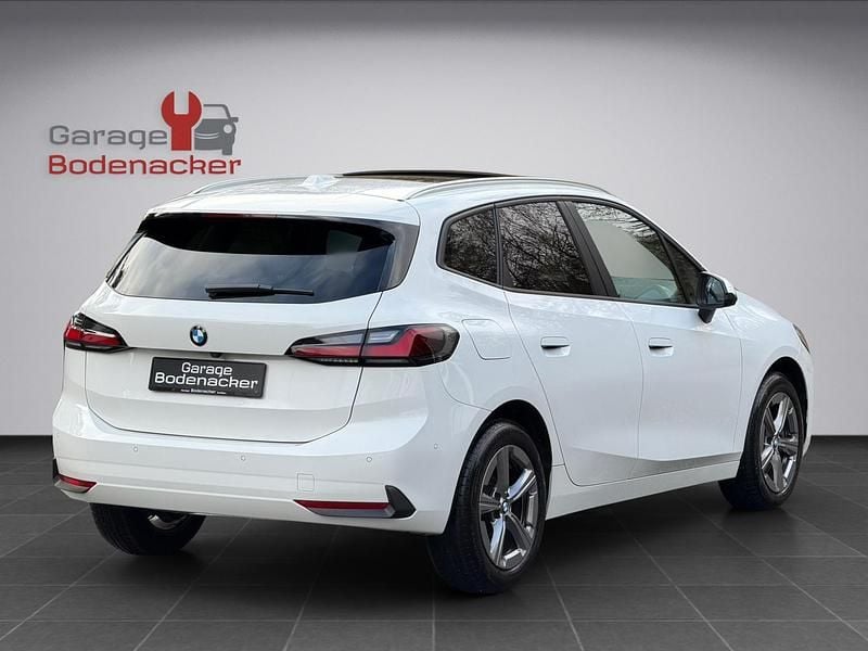 Gebraucht BMW 223 Active Tourer Performance 197 PS (144 kW) 2023 Van / Kleinbus