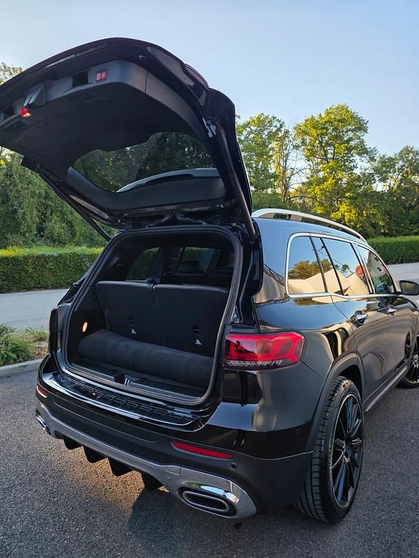 Gebraucht Mercedes GLB250 AMG line 224 PS (164 kW) 2021 SUV