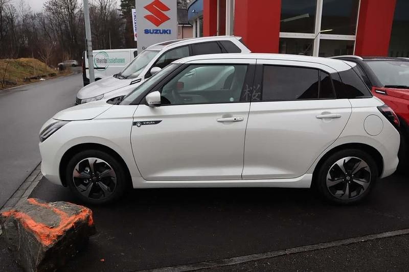 Neu Suzuki Swift 82 PS (60 kW) 2026 Weiss Limousine