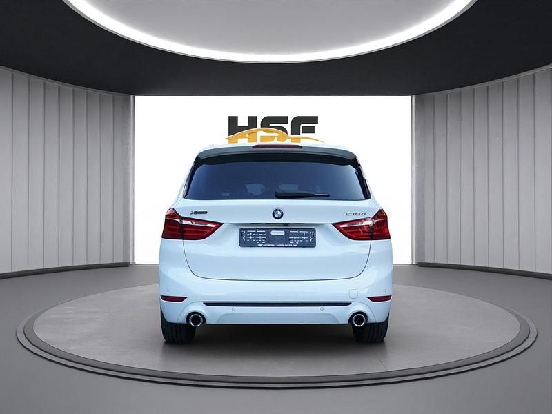 Gebraucht BMW 218 Gran Tourer Sport Line 150 PS (110 kW) 2022 Van / Kleinbus