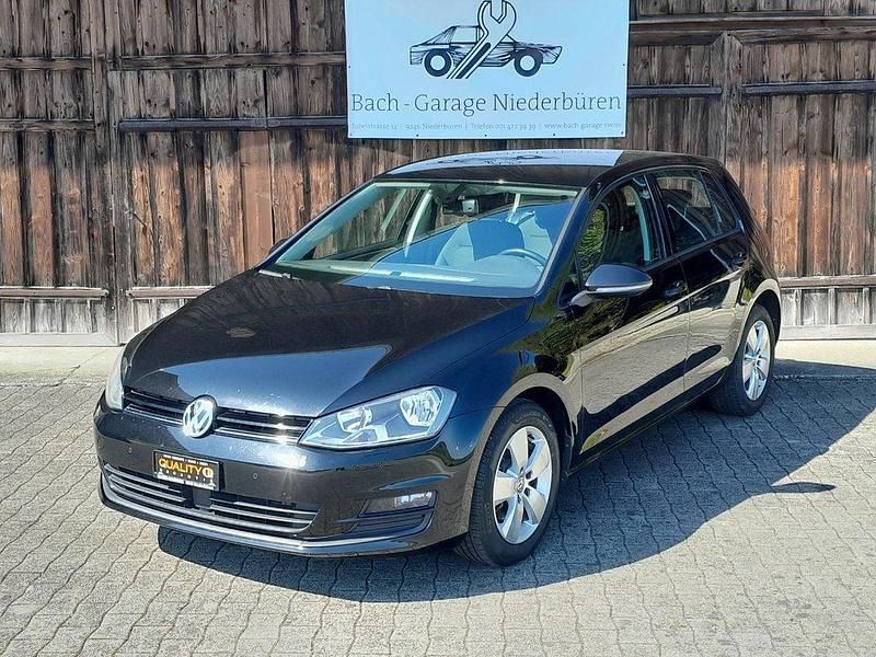Gebraucht VW Golf Comfortline 150 PS (110 kW) 2016 Limousine