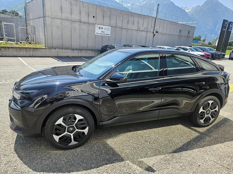 Neu Citroën C4 Tonic 145 PS (106 kW) 2025 Schwarz Limousine