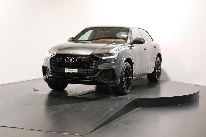 Grau Gebraucht 2023 Audi Q8 Ambiente SUV | CHF 83’900 - Bild 1/4