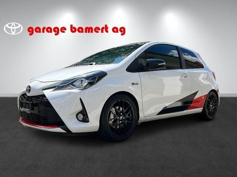 Mehrfarbig Gebraucht 2018 Toyota Yaris Limousine | CHF 19’990 (Fairer Preis) - Bild 1/4