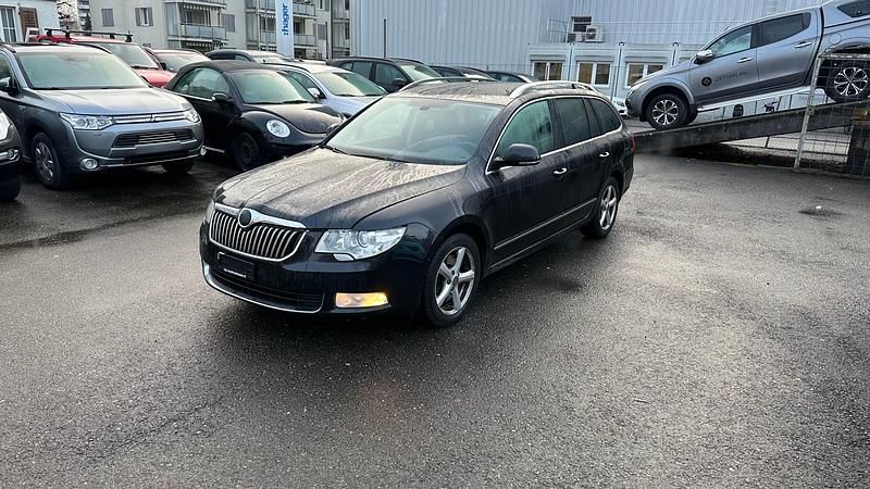 Gebraucht 2011 Skoda Superb Elegance Kombi | CHF 3’990 (Superpreis) - Bild 1/4