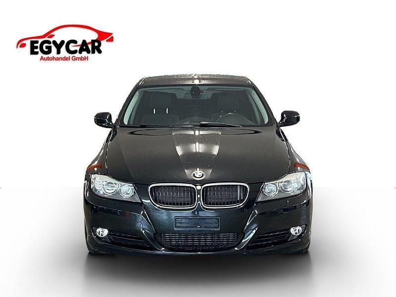 Gebraucht BMW 320 Sport Line 184 PS (135 kW) 2011 Limousine