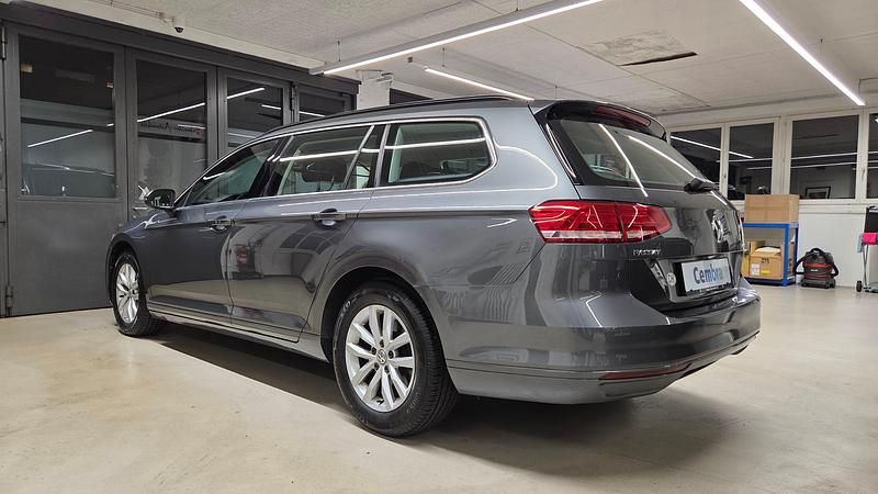 Gebraucht VW Passat Comfortline 150 PS (110 kW) 2015 Kombi