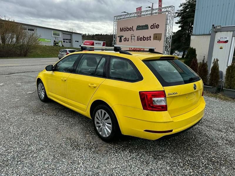 Gebraucht Skoda Octavia Active 150 PS (110 kW) 2019 Kombi
