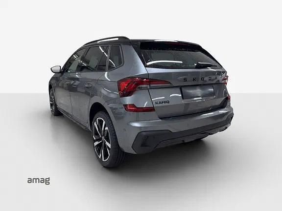 Neu Skoda Kamiq Monte Carlo 150 PS (110 kW) 2026 Graphite grau, metallic mit schwarzem dach SUV