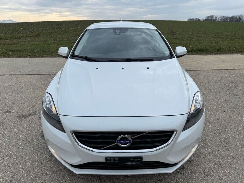 Gebraucht 2015 Volvo V40 Ocean Race Kombi | CHF 10’900 - Bild 1/4