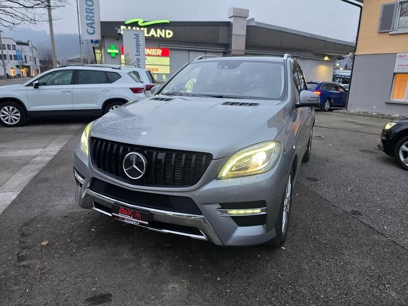 Gebraucht Mercedes ML350 258 PS (189 kW) 2012 SUV