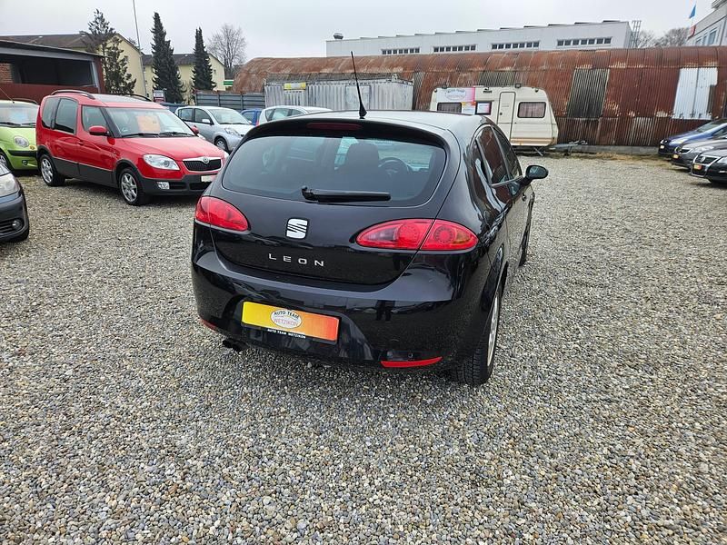 Gebraucht Seat Leon Reference 125 PS (91 kW) 2010