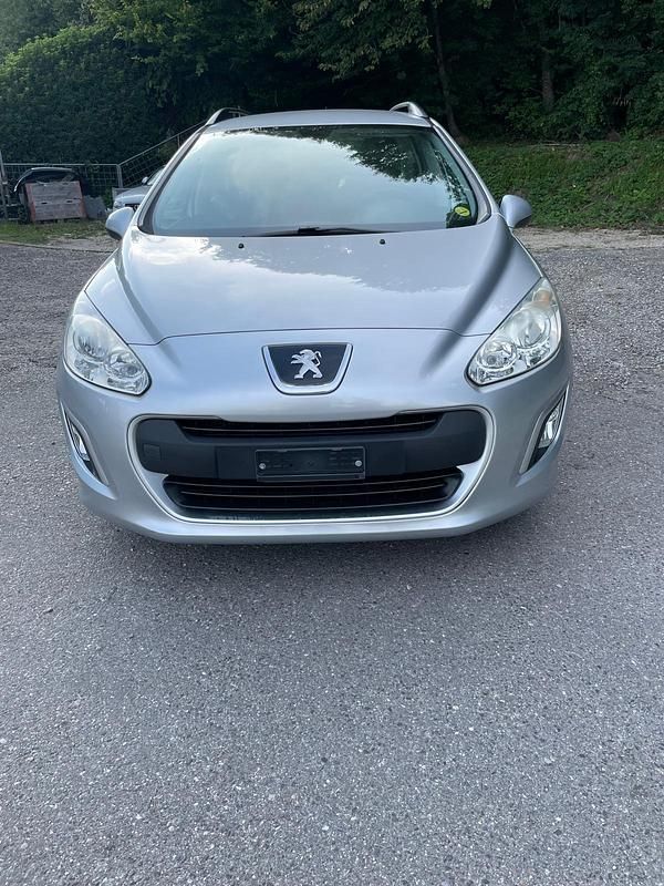 Gebraucht 2013 Peugeot 308 Access Kombi | CHF 7’800 (Guter Preis) - Bild 1/4