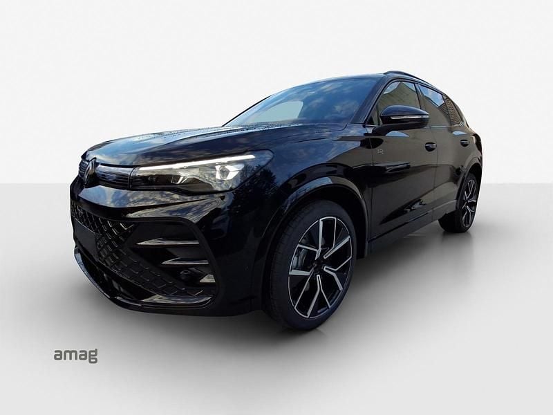 Grenadill black metallic Neu 2025 VW Tiguan R-line SUV | CHF 58’500 (Fairer Preis) - Bild 1/4