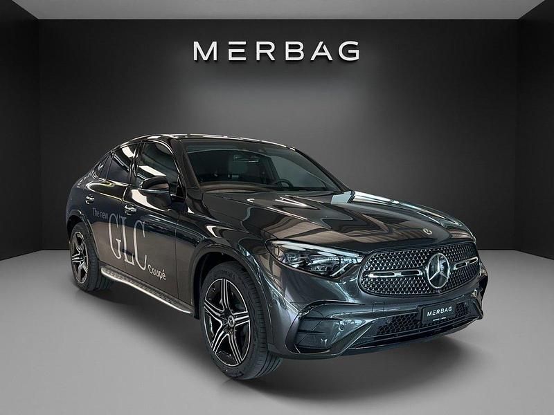 Gebraucht Mercedes GLC300 AMG line 197 PS (144 kW) 2023 Grau Coupé