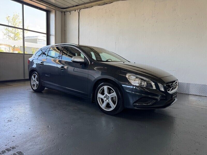 Gebraucht Volvo V60 R-Design 240 PS (176 kW) 2011 Kombi