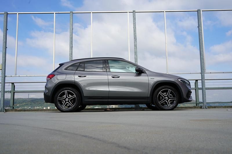 Gebraucht 2021 Mercedes GLA250 AMG line SUV | CHF 36’555 (Fairer Preis) - Bild 1/4