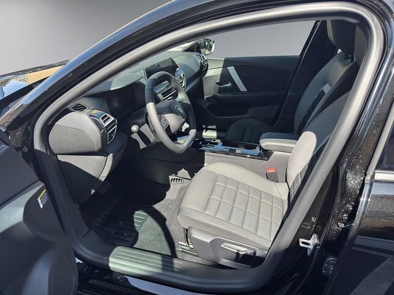 Gebraucht Citroën C4 145 PS (106 kW) 2024 Schwarz Limousine