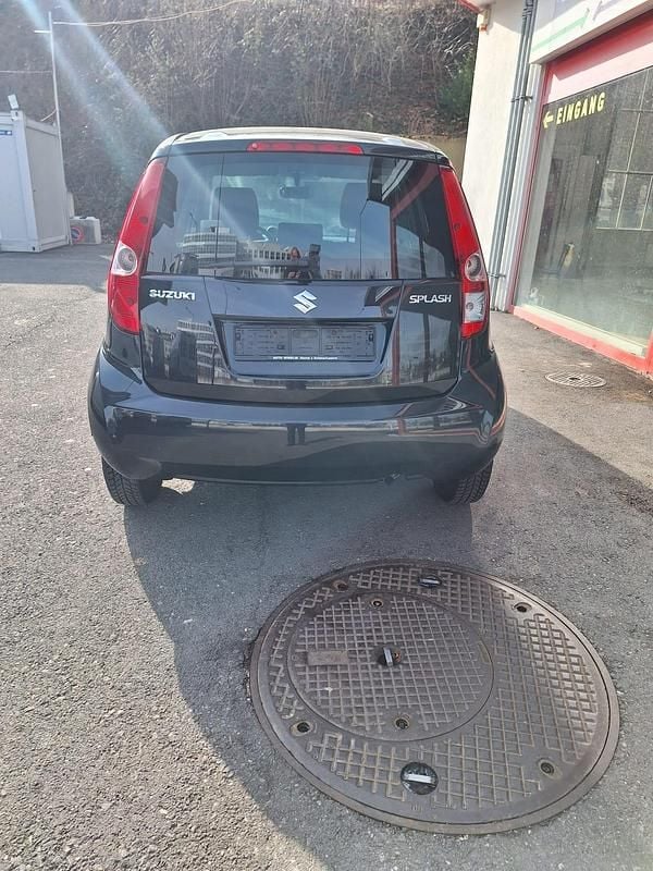 Gebraucht Suzuki Splash 86 PS (63 kW) 2009 Kleinwagen