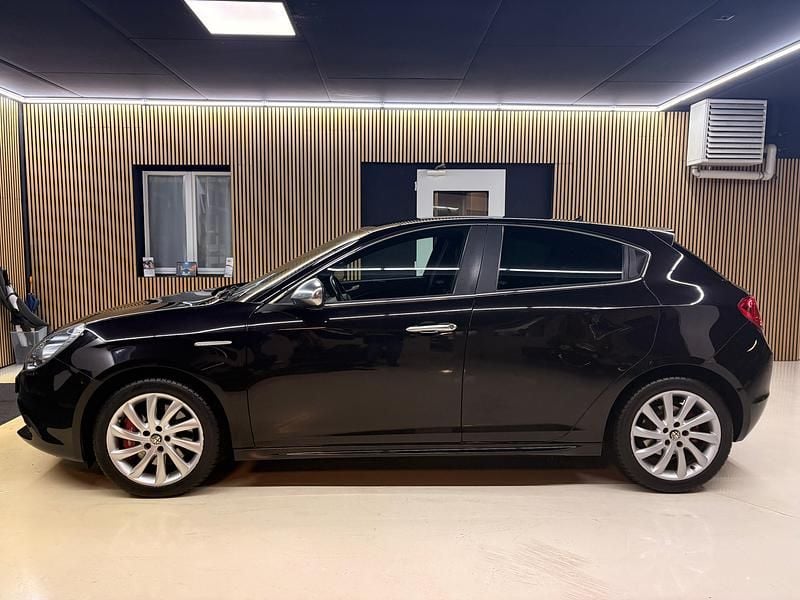 Gebraucht Alfa Romeo Giulietta Distinctive 170 PS (125 kW) 2012 Kleinwagen