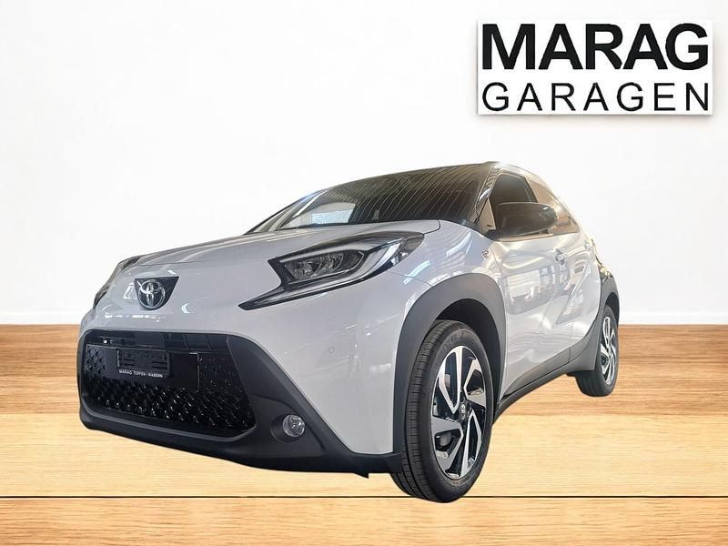 Neu Toyota Aygo X Trend 72 PS (52 kW) 2025 Weiss SUV