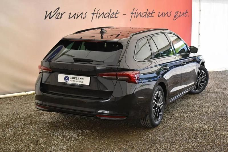 Neu Skoda Octavia SportLine 150 PS (110 kW) 2025 Schwarz Kombi