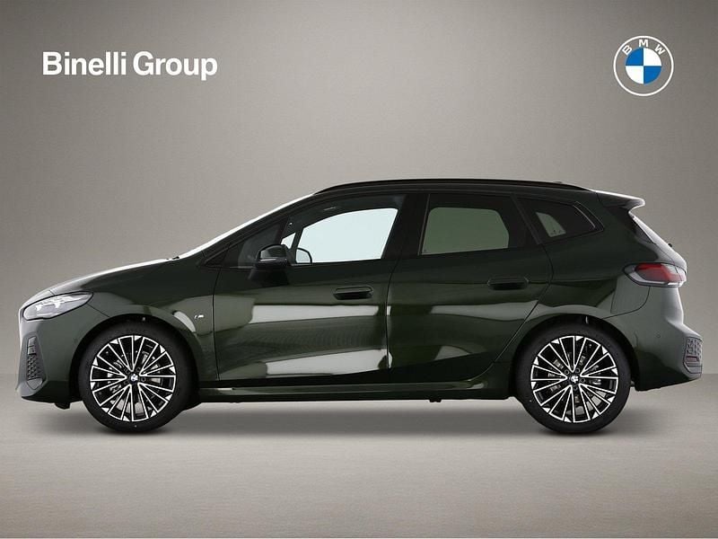 Neu BMW 220 Active Tourer Comfort Edition 170 PS (125 kW) 2025 Grün Van / Kleinbus