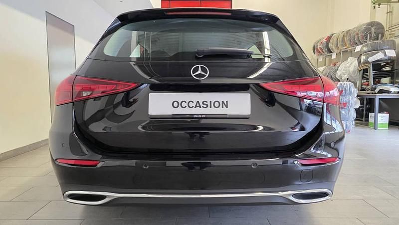 Gebraucht Mercedes C220 Avantgarde 200 PS (147 kW) 2022 Schwarz Kombi