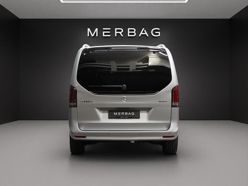 Neu Mercedes V250 190 PS (139 kW) 2026 Silber Van / Kleinbus