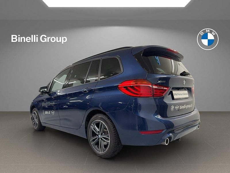 Gebraucht BMW 218 Sport Line 150 PS (110 kW) 2023 Van / Kleinbus