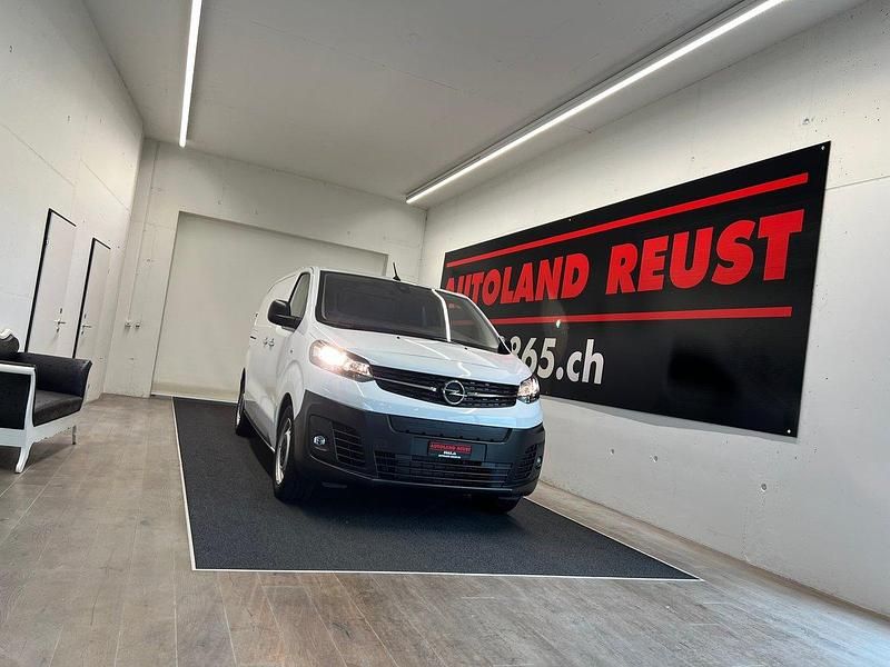 Gebraucht 2023 Opel Vivaro-e Combi Van | CHF 25’990 (Fairer Preis) - Bild 1/4