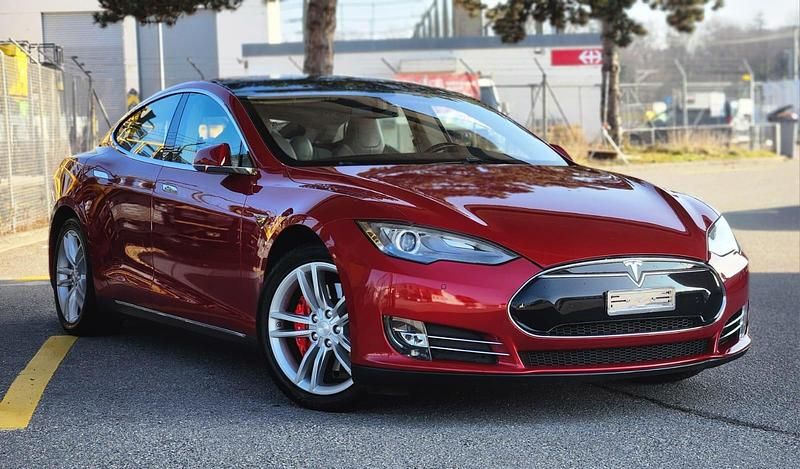 Gebraucht 2014 Tesla Model S Performance Kleinwagen | CHF 12’990 (Superpreis) - Bild 1/4