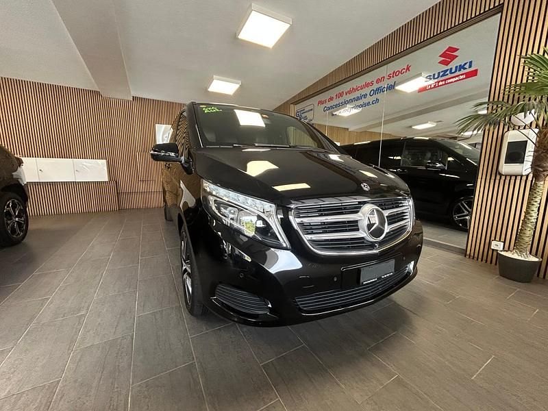 Gebraucht Mercedes V250 190 PS (139 kW) 2019 Schwarz Van / Kleinbus