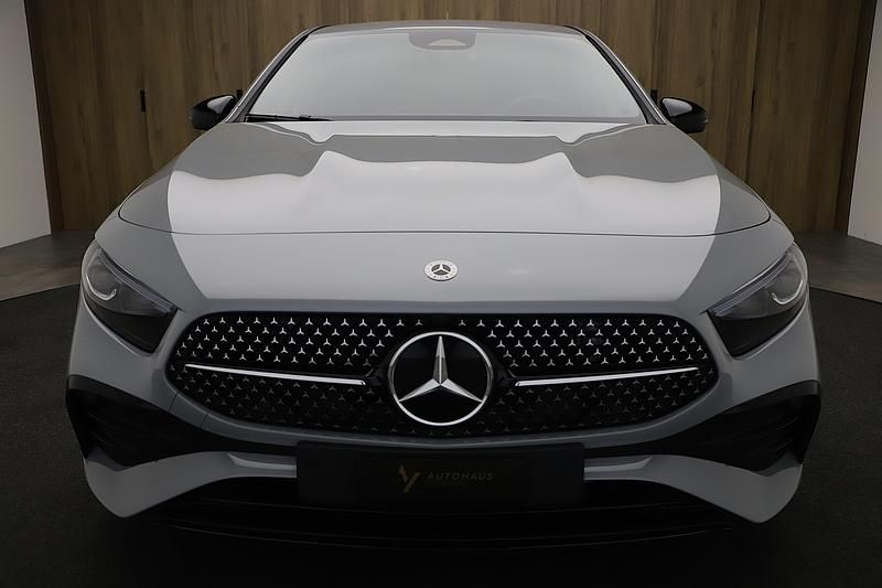 Gebraucht Mercedes A200 AMG line 150 PS (110 kW) 2025