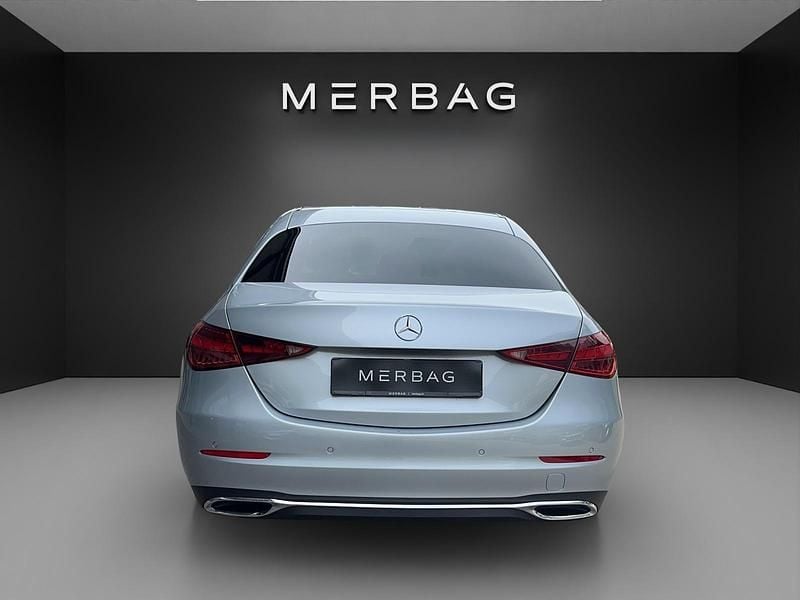 Gebraucht Mercedes C220 Avantgarde 197 PS (144 kW) 2024 Silber Limousine