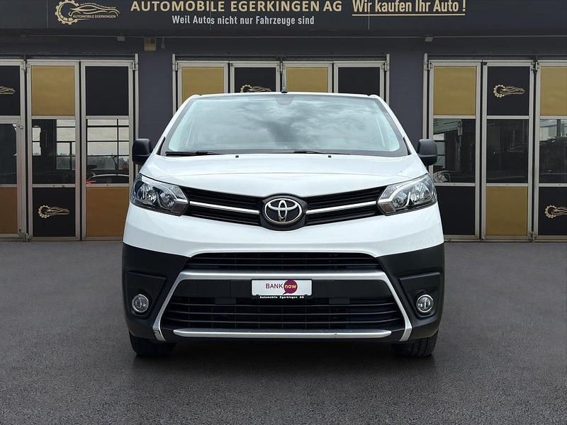 Gebraucht Toyota Proace Comfort 122 PS (89 kW) 2021 Van / Kleinbus